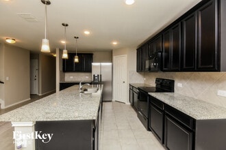 6233 Misty Breeze Dr in Fort Worth, TX - Building Photo - Building Photo