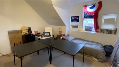 5819 Bartlett St, Unit 7 in Pittsburgh, PA - Building Photo - Building Photo