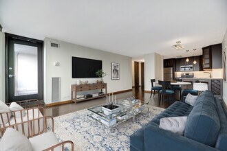 1030 N State St in Chicago, IL - Building Photo - Building Photo