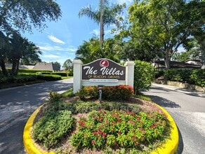 2275 Alden Ln in Palm Harbor, FL - Building Photo - Building Photo