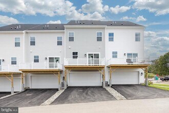 205 Bronze St in Phoenixville, PA - Building Photo - Building Photo