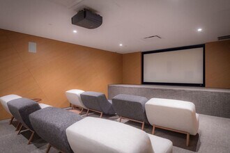 535 W 43rd St in New York, NY - Building Photo - Building Photo