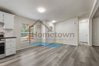 140 Cedar Hill in Sagle, ID - Building Photo - Building Photo