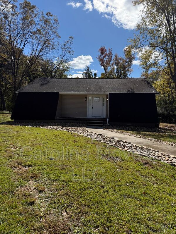 property at 135 Regent St