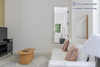311 Eckford St in Brooklyn, NY - Foto de edificio - Building Photo