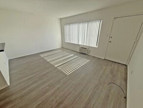 3365 Keystone Av, Unit 3 in Los Angeles, CA - Foto de edificio - Building Photo