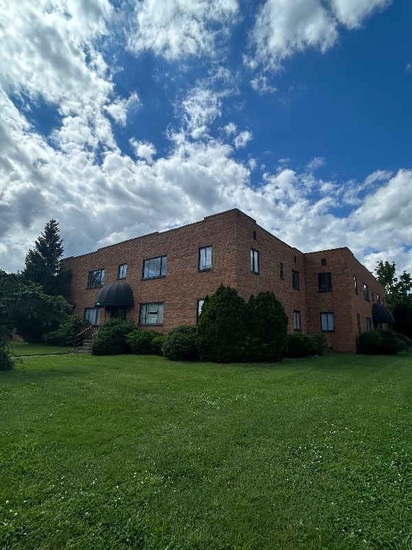property at 500 Madison Ave