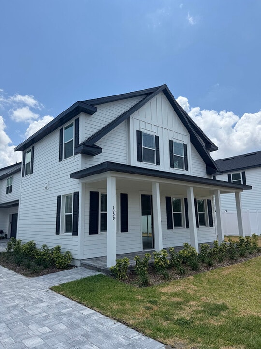 1999 Peel Ave in Orlando, FL - Building Photo