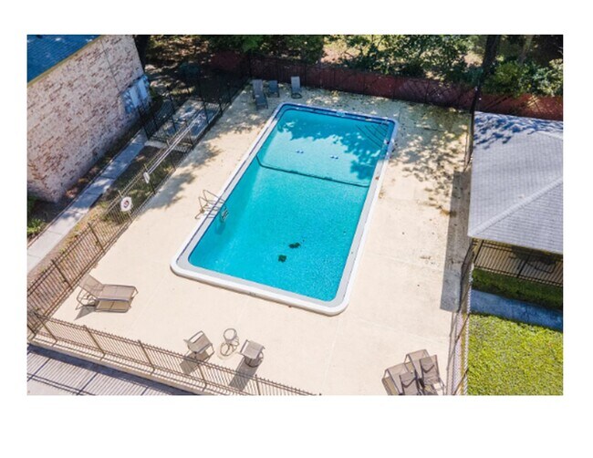 1950 Paine Ave, Unit 2A in Jacksonville, FL - Foto de edificio - Building Photo