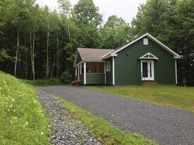 3819 VT-44 in Windsor, VT - Building Photo