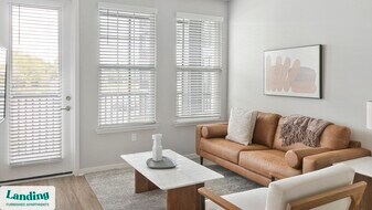 4902 Cosmos Cir in Wimauma, FL - Building Photo