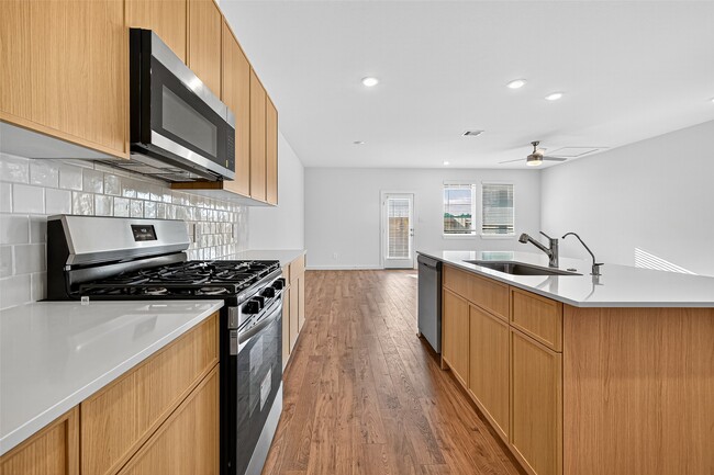 property at 3518 Blue Mockingbird St