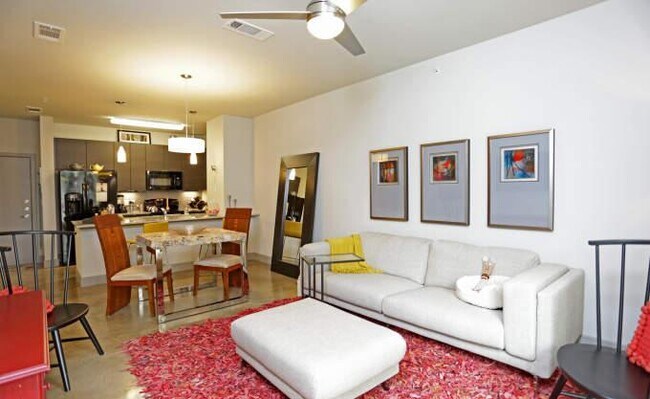 property at 3083 Herschel Ave