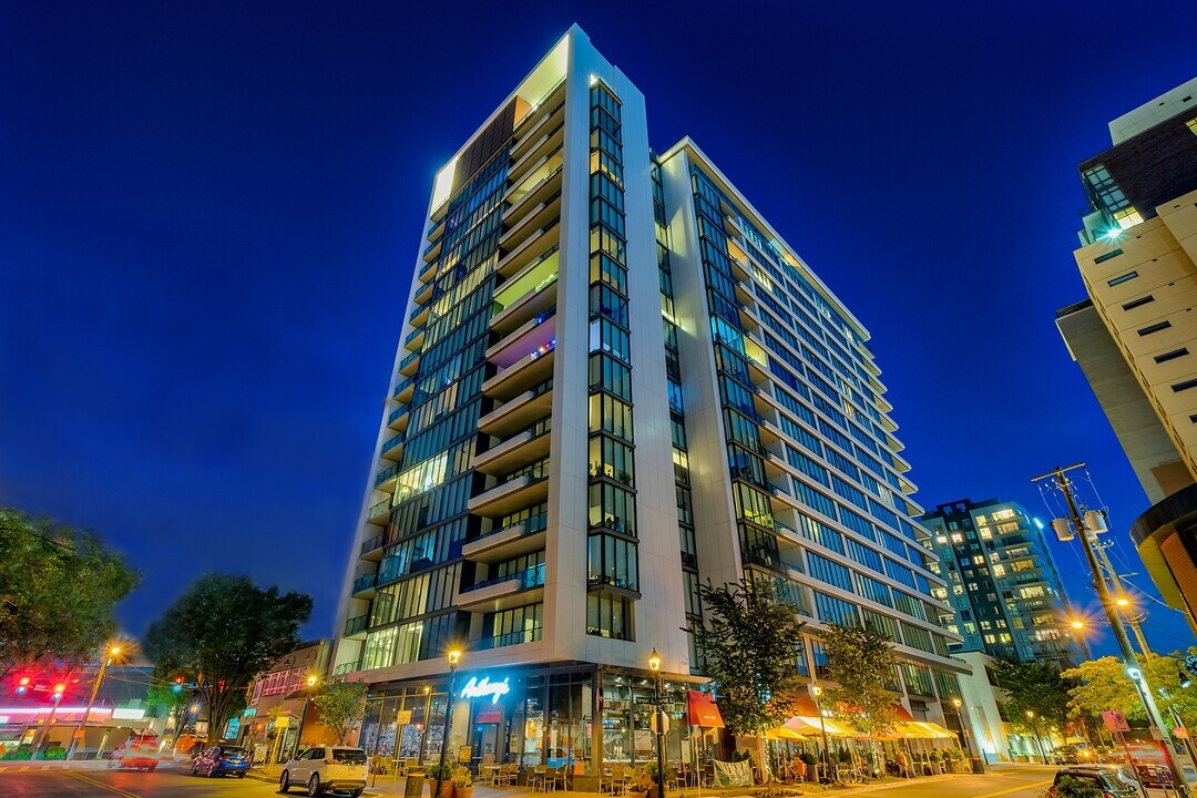 Windsor Bethesda in Bethesda, MD - Foto de edificio