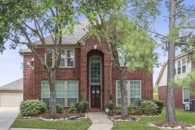 property at 2804 Creek Bend Dr