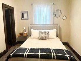 817 Bell Ave, Unit Upper in Sheboygan, WI - Building Photo