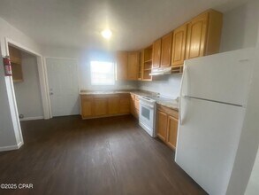 713 N 9th St in Panama City, FL - Building Photo - Building Photo