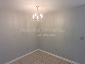 5956 Westgate Dr in Orlando, FL - Building Photo - Building Photo