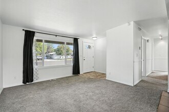 2019 N Ely Rd in Spokane Valley, WA - Building Photo - Building Photo