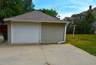 1119 Hill Ave in Sioux City, IA - Building Photo - Building Photo