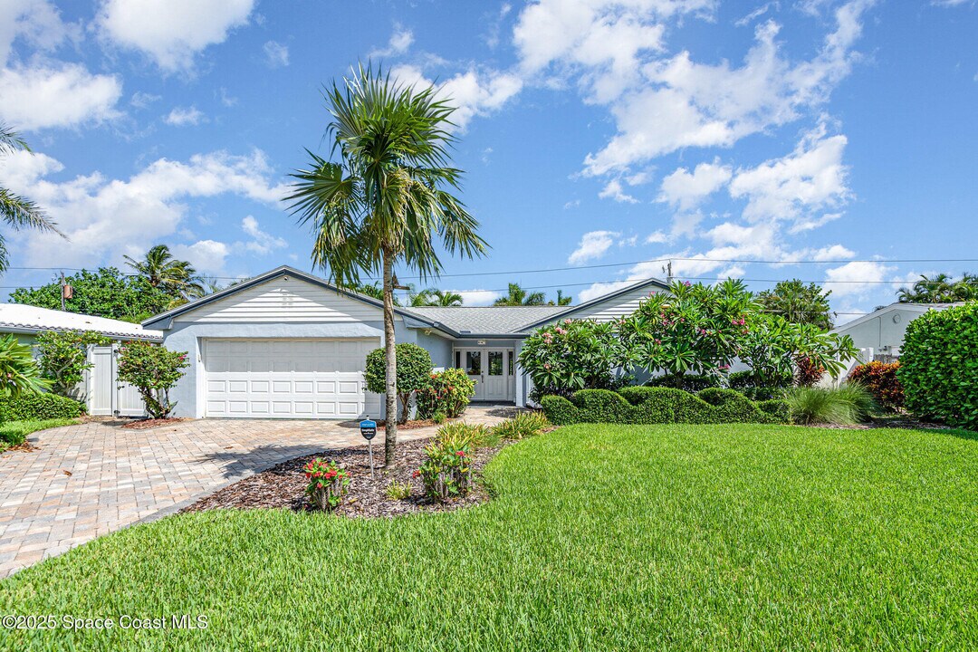 190 Harwood Ave in Satellite Beach, FL - Building Photo