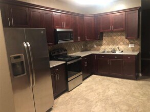 3920 Davenport St in Houston, TX - Building Photo - Building Photo