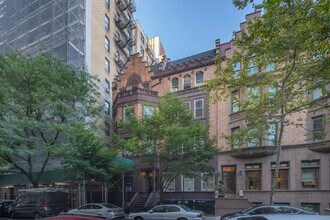 304 West 88th Street in New York, NY - Building Photo - Primary Photo