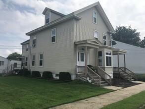 21 Grove St-Unit -21 Grove St in Dover, NH - Foto de edificio - Building Photo