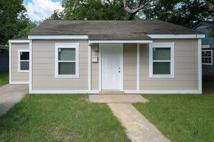 5152 Enterprise St in Baton Rouge, LA - Building Photo