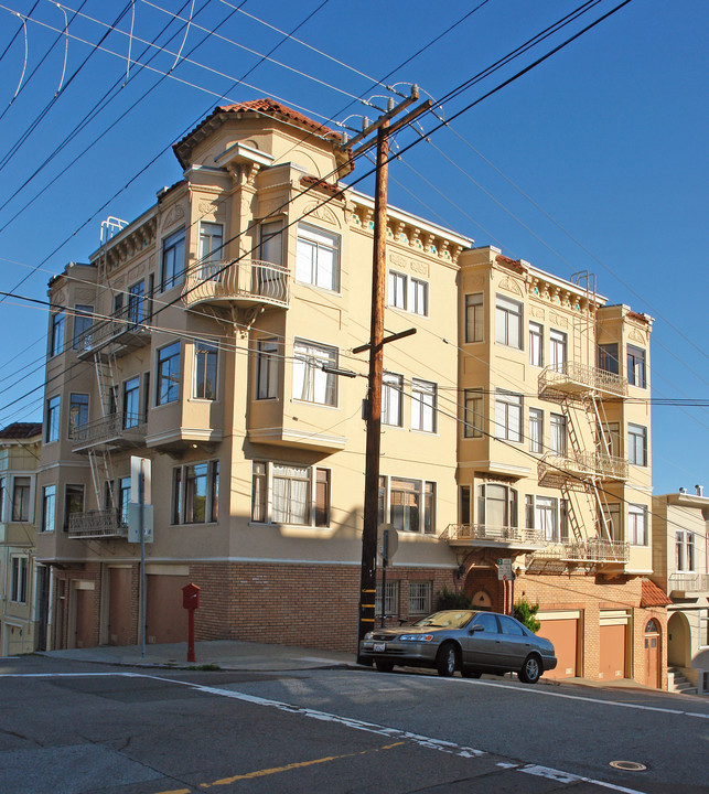 780 Chestnut St in San Francisco, CA - Building Photo