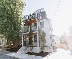 5 Thurston St, Unit 3 in Somerville, MA - Building Photo