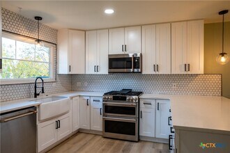 9828 Briar Ridge Dr in Austin, TX - Building Photo - Building Photo