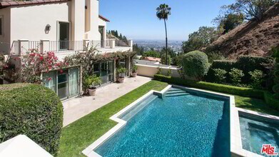 1693 Marmont Ave in Los Angeles, CA - Building Photo - Building Photo