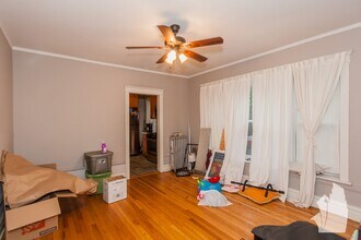 2061 W Birchwood Ave in Chicago, IL - Building Photo - Building Photo