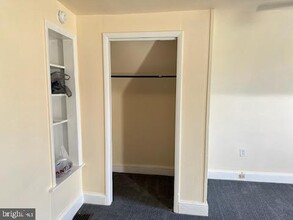 921 Woodland Ave in Sharon Hill, PA - Building Photo - Building Photo