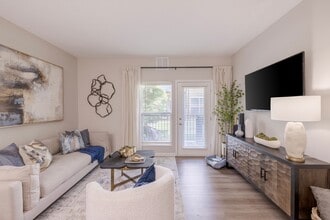 The Chelsea Apartments in Columbus, OH - Building Photo - Building Photo