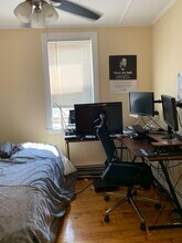 41 Cross St, Unit A in Somerville, MA - Building Photo - Building Photo