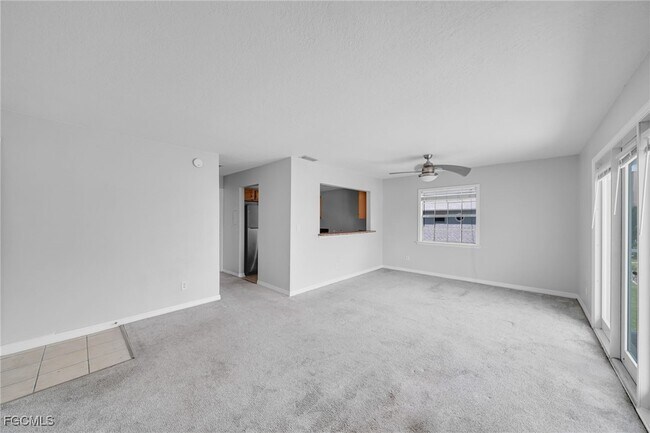3338 N Key Dr in North Fort Myers, FL - Building Photo - Building Photo