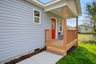 24 Sawyer St in Chattanooga, TN - Foto de edificio - Building Photo