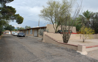 2304 N Forgeus Ave in Tucson, AZ - Building Photo - Building Photo