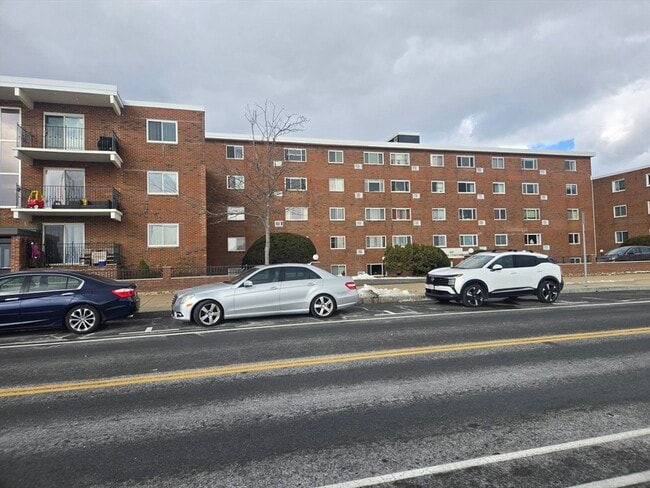 502 Beach St, Unit #405