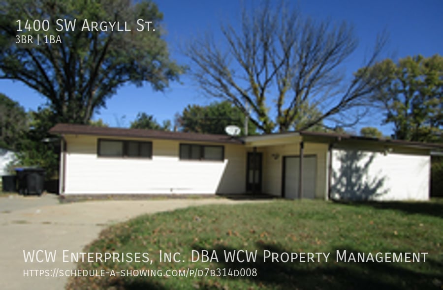 1400 SW Argyll St in Topeka, KS - Building Photo
