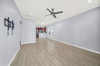 16961 W Hammon in Montgomery, TX - Building Photo - Building Photo