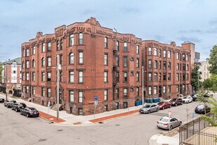 Bowler Lofts in Minneapolis, MN - Building Photo