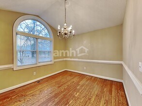 1206 Saura Ct in Fuquay Varina, NC - Building Photo - Building Photo