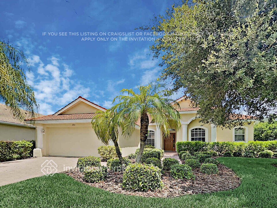 6964 74th St Cir E in Bradenton, FL - Building Photo