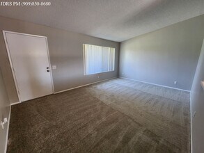 5049 Brooklawn Pl in Riverside, CA - Building Photo - Building Photo