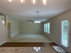 11208 Snapfinger Dr in Charlotte, NC - Building Photo - Building Photo