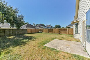16531 Whitaker Creek Dr in Houston, TX - Building Photo