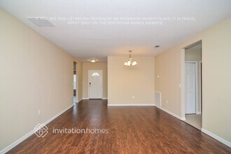8396 Walden St in Port Charlotte, FL - Building Photo - Building Photo